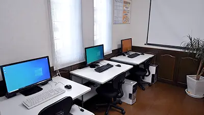 教室内は落ち着いて学習できる雰囲気