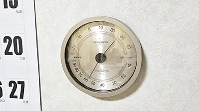 教室の温度と湿度には気を配っています